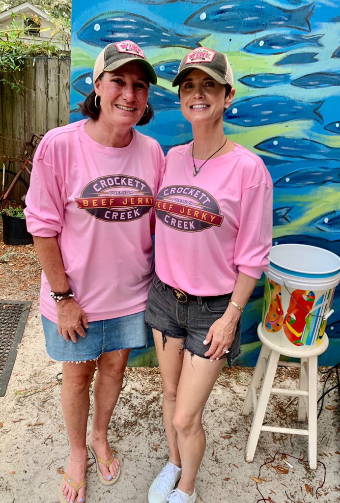 CrockettJerky's tweet photo. On Wednesdays we wear pink! 

Looks like our ladies had a great time on their girls trip! 💖 #wearpink #girlstrip #protein #snack #beef #beefjerky #crockettcreek 

SHOP: https://t.co/bUjooZD73N https://t.co/N2u77pxqYB