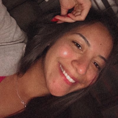Soniatorresss's tweet photo. #NuevaFotoDePerfil https://t.co/mITjJvn0DJ