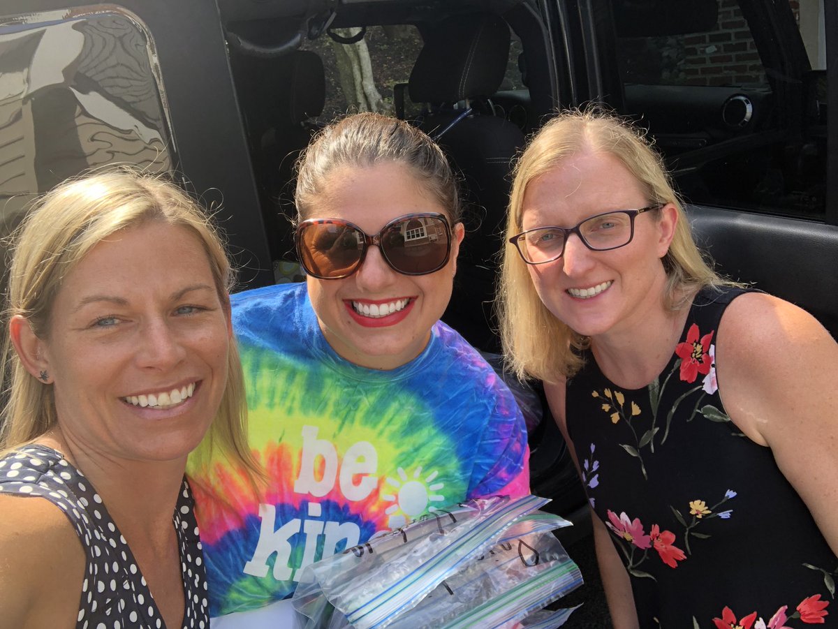 MrsCDempsey's tweet photo. Delivered summer reading books and some supplies to our students today!! Hopefully they inspire some reading this summer!! ☀️☀️ Not how we pictured this year ending, but we made it! I could not have done it without these two!! @MissPoulos @MrsAvilaReads https://t.co/uJypKe7mP0