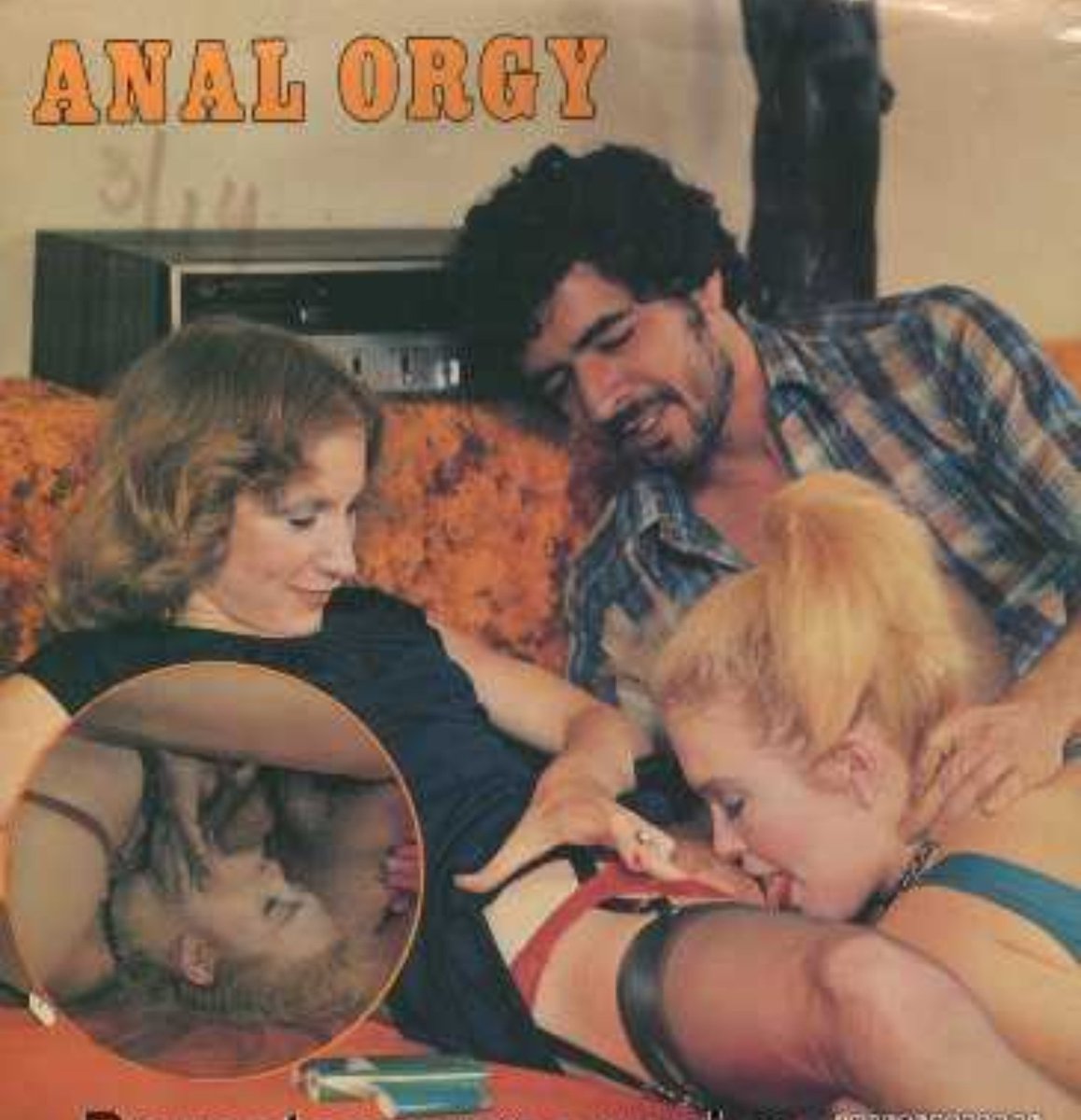 OlsenBenson2223's tweet photo. I think Jamie and especially Merle are admiring Serena's work 😁😁
@CzarneckiSerena #JamieGillis #MerleMichaels #VintagePorn https://t.co/EJS6CrwA95