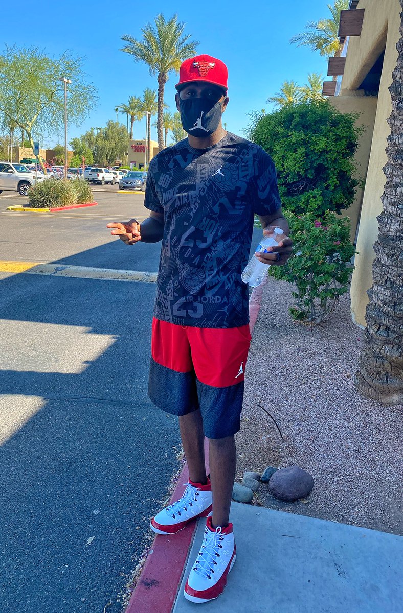 Gladd206's tweet image. We on the comeback! Phase 1.3 😆💯🌴🌞 #Ladds #longlivegaryladdsr #slowprogress #slowgains #jumpman23 #healthiswealth