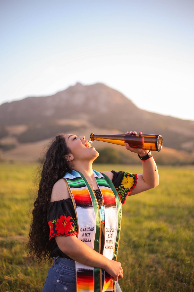 mtostada7's tweet photo. Never underestimate el poder de una mujer🇲🇽🎓
And remember, FUCK 12 https://t.co/BPJzvmAoLC