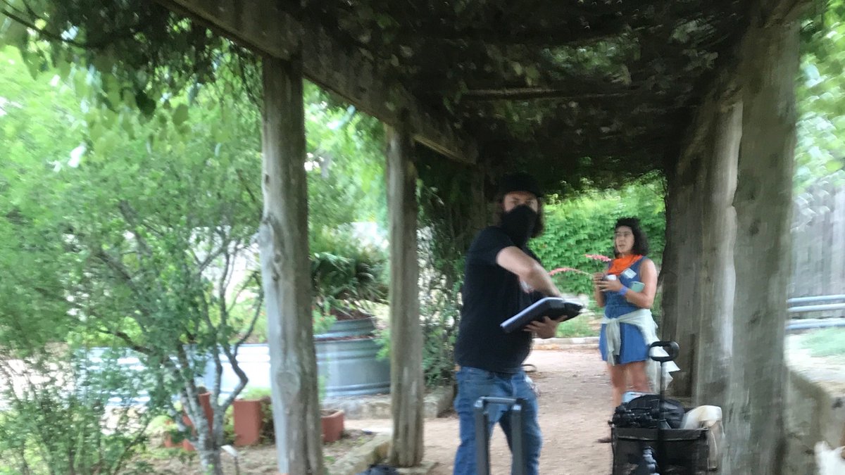 CM_Austin's tweet image. Thank you to The Lady Bird Johnson Wildflower Center 
@WildflowerCtr for sharing (socially distanced &amp;amp; virtually) the beauty of our native plants and the knowledge of Andrea DeLong-Amaya &amp;amp; Angel Horne with our #CMTEXAS audience creativemornings.com/talks/creative… #CMnature