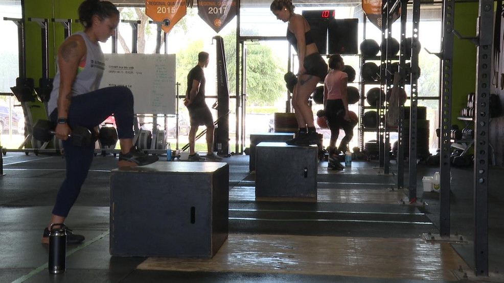 News4SA's tweet photo. Texas gym owners distance themselves from Crossfit fitness company https://t.co/3HsuOsEVnb https://t.co/nejhO0QvrV