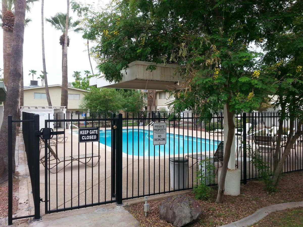 DcsPool's tweet image. If your #poolfences or gates are rusting or showing signs of wear &amp;amp; tear, they may not effectively secure your pool area. At DCS Pool Barriers, we specialize in repairing &amp;amp; repainting #wroughtiron pool fences &amp;amp; gates to keep your property safe &amp;amp; beautiful: dcspoolbarriers.com/fence-repair/