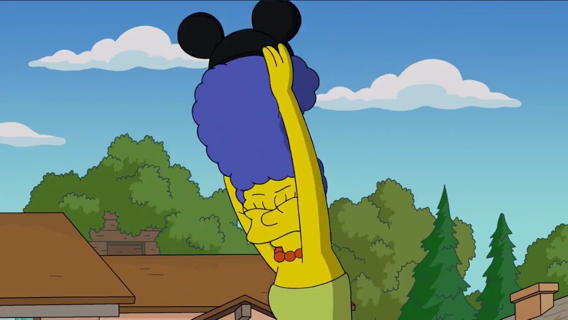 Simpsonsfanclubjapan ディズニープラスでシンプソンズの配信が開始されました ザ シンプソンズmovieはテレビ声優版か英語版のみの音声選択になります シンプソンズ Simpsons ディズニープラス