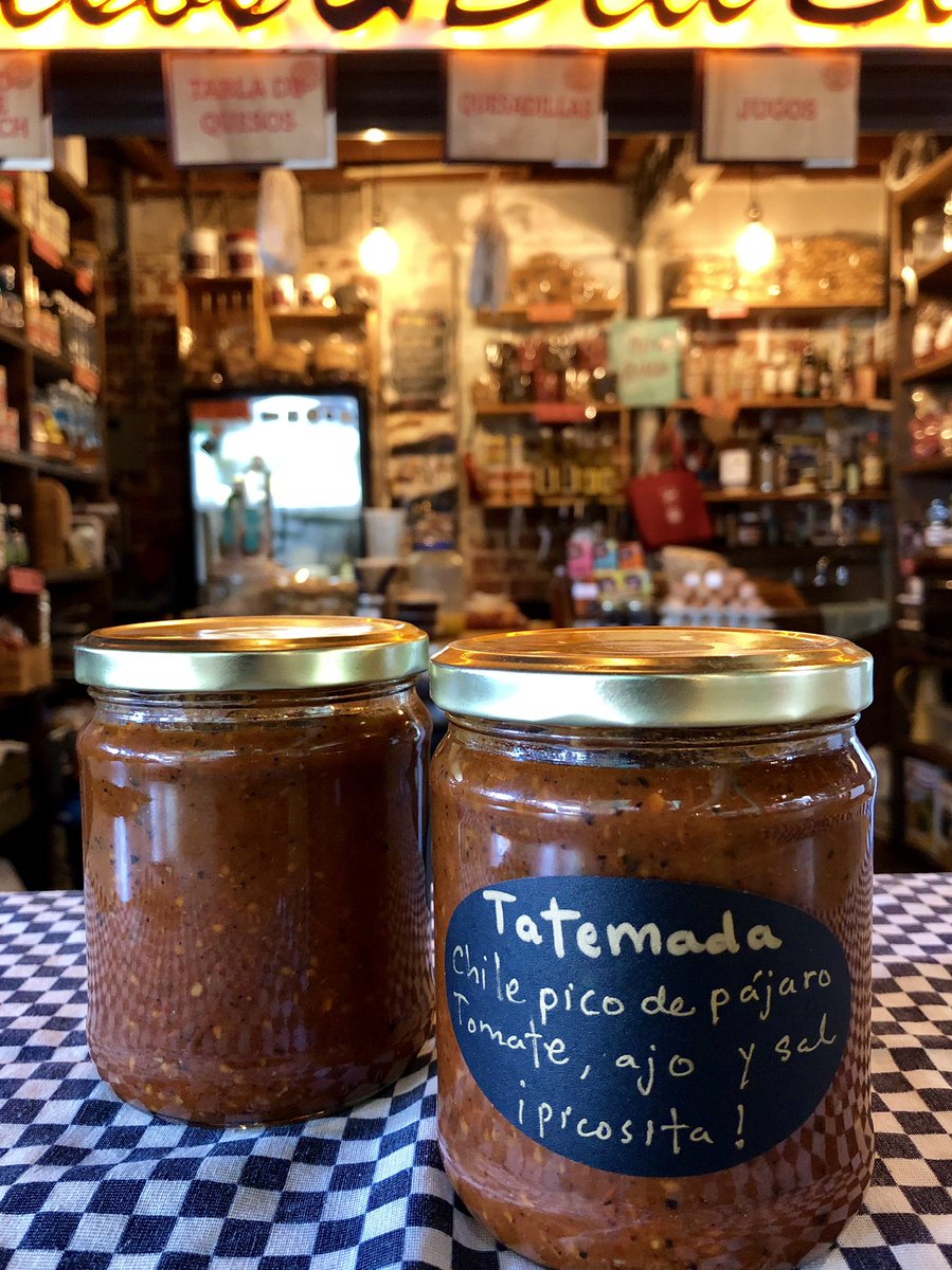 quesoselpopo's tweet photo. Sabrosa y picosita salsa pico de pájaro. #quesoselpopo #deli #tijuana #salsa #picodepajaro #tatemada #artesanal #picosa #spicy #hot #yummy #foodie https://t.co/2uAAULMlM5