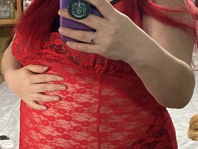 I'm online right now on Skyprivate - pay-per-minute system for Skype live shows. Call me right now in