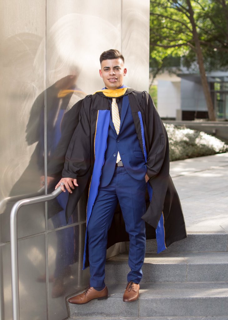 Sanchlui10's tweet image. I am a part of the􏰀 3.1 to 5.2 percent of Hispanics with a Master's degree in Engineering. I am proud to say I am a #DACA recipient. Still can’t believe I’ve made it this far... the grind &amp;amp; faith doesn’t stop yet! 💪🙏😇
