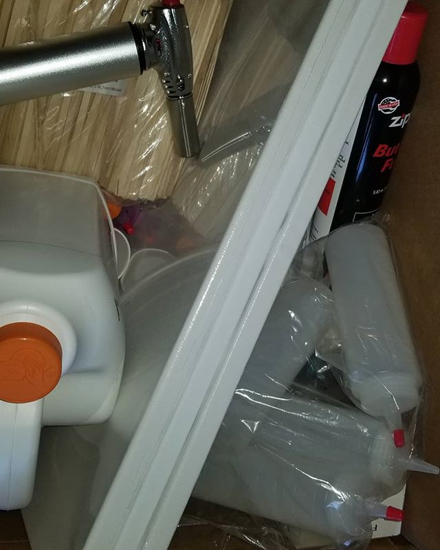 CreatedByAxe's tweet photo. When your friend hooks you up with pour paint supplies. You know what you are going to spend your extra time doing. 
Thank you Bonnie!!
#goodfriends 
#acylicpaintpour
#artistmom 
#Artist https://t.co/ds4Gk8UEWm https://t.co/0VXb70tTkh