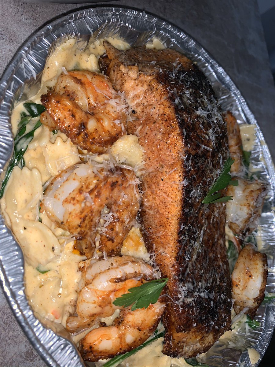 LawCannon's tweet photo. What’s up Twitter:

I’m an upcoming YouTuber and my channel has ALOT of delicious recipes 😂🤤 Here’s a thread of my YouTube tutorials.... I’ll appreciate a RT. https://t.co/kekacCI42l