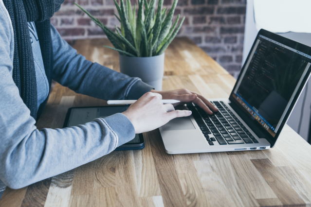 montegomillion's tweet photo. Oracle ACE Franck Pachot describes the advantages of using Oracle Ksplice. @OracleLinux @FranckPachot #OracleKsplice https://t.co/omVXuckbWv https://t.co/HLt5TPN4vm