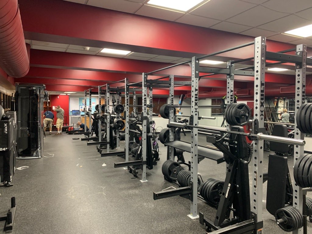 EC_Strength's tweet photo. Big things coming to the weight room! Exciting times around here!!! Out with some of the old and in with some new. Can’t wait to get all of our athletes back on campus soon! #facelifttime #roomforactivities https://t.co/RlEmEqoCKJ