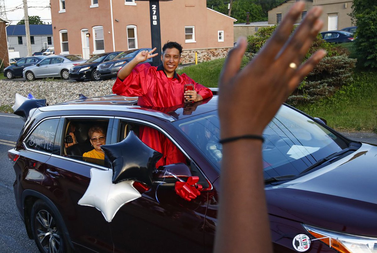 Easton Area High School drive-by parade celebrates Class of 2020 (PHOTOS) trib.al/1rR2fY7