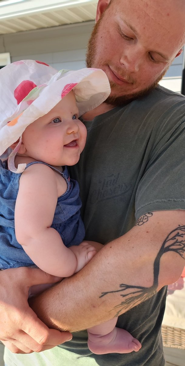 CoPreened's tweet photo. Had some fun at a pool party last weekend with @JessKay8391 and the kids https://t.co/zT95s1mosr
