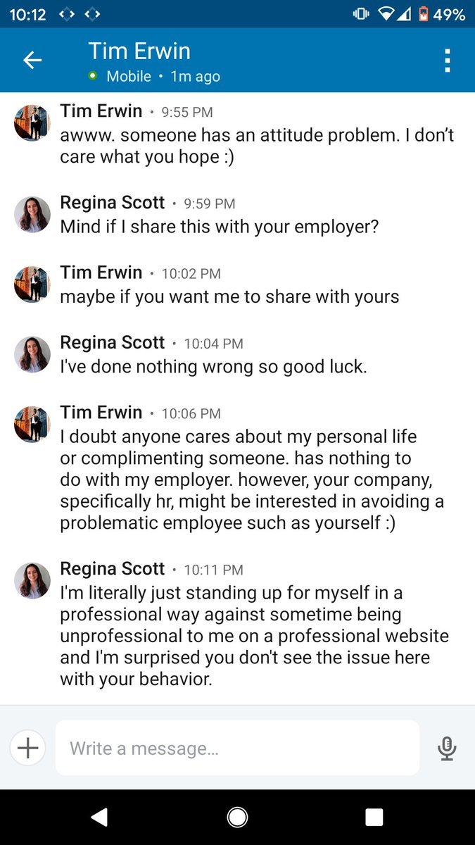 regina_elyse's tweet image. Sick and tired of the unprofessional messages from men on LinkedIn like this when I post one photo of myself celebrating a CAREER ACHIEVEMENT. @SamsungUS come get ur mans #everydaysexism #TimesUp