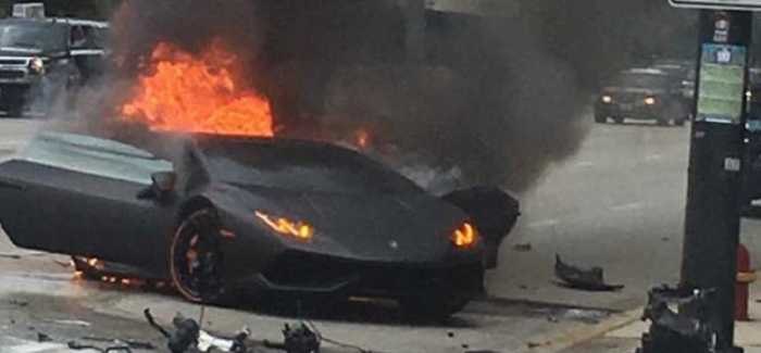 Спорткар горит. Горящая машина ламбо. Горящий суперкар. Горящий автомобиль. Горящие ламборгини.