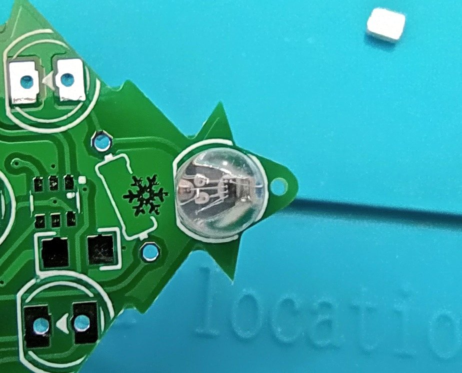 #SMD &amp; TH #LED #footprint 
For manual assembly only
Proof of concept ✌🏽

Thanks to <a href="/PCBWayOfficial/">PCBWay</a> for sponsored these beauty boards.

#smd #pcb #smt #soldering #diy #badgelife