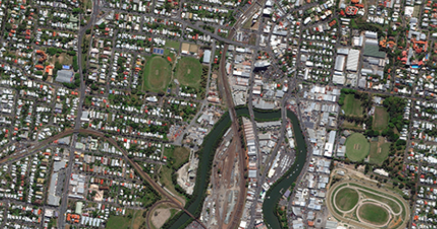 SmartSatCRC's tweet image. Do you have issue that could be solved from space ? Enter the @Maxar Spatial Challenge by June 29th! This is a unique opportunity to leverage spatial imagery and knowledge for solutions to challenges in urban and regional spaces in Australia. 

More info: bit.ly/2Yl3268