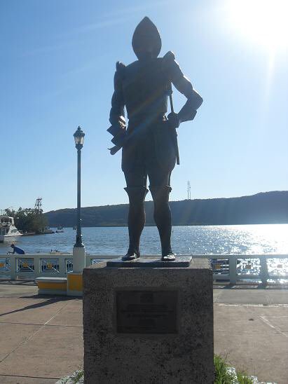 Juan Ponce De Leon en el Malecon de Guanica https://goo.gl/maps/fXxX2LjxPKym1c6H9