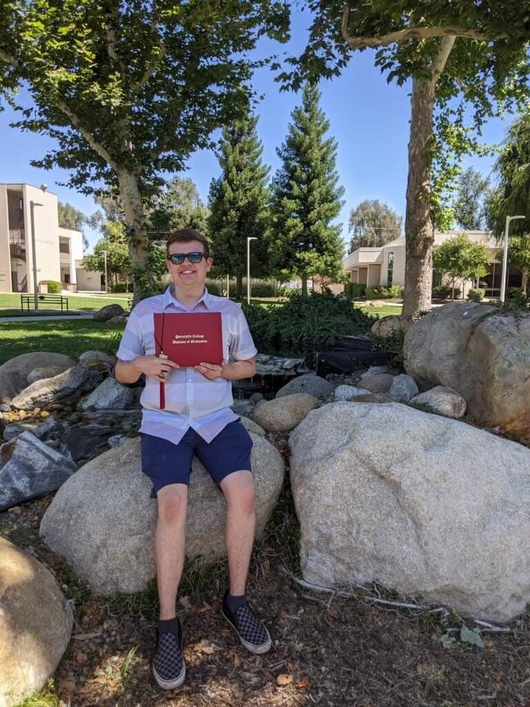 SummitHS_Bears's tweet photo. SCCA and PC Class of 2020! @Burtonsuper2018 @PortervillePrez @PCollegePirates @The_Mr_Medina @SCCA_Counselor @Rob_Escudero #cadualenrollment #SCCABEARS #bsdproud https://t.co/4OOykHWatG