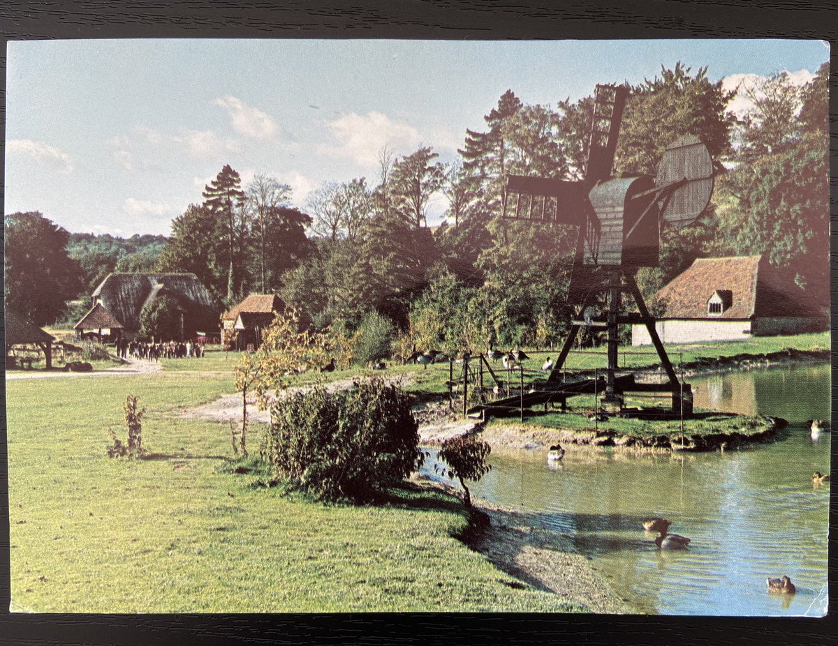 theflourcloud's tweet photo. Came across this old postcard from a school trip to @WealddownMuseum in 1985. Think that’s the @TheRepairShop barn in the background. That would be my dream job - repairing things in the barn. Do you think they need any cake makers?! https://t.co/euoaKRBKW6