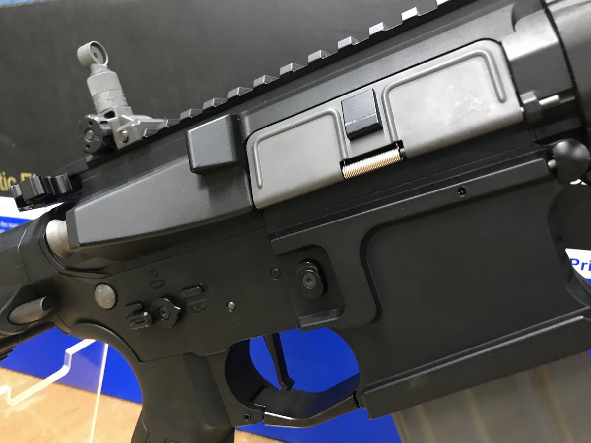 モケイパドック 中古品市場 G G Etu付き電動ガン Arp556 新品同様品 パドックubカスタム済み 初速0 2g 93m S 化粧箱 説明書 フォアグリップ バッテリースペーサー付き おすすめ 28 380税込 中古エアガン