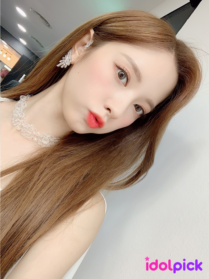 idolpick_vote's tweet photo. [#아이돌픽 X #우주소녀]
팅커벨🧚의 셀카는 어떨까요?
어디가 동화인지 헷갈리는 이순���✨

🔗우주소녀 페이지 https://t.co/qsossnere5

#네버랜드 #버터플라이
#Neverland #BUTTERFLY
#idolpick https://t.co/fBEj8dHgP8