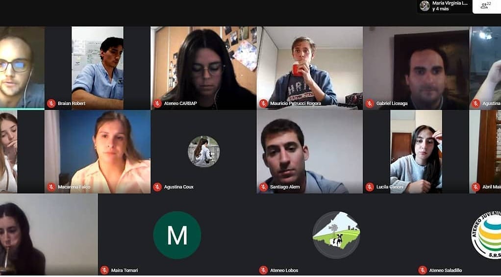 Hoy el Ateneo de Lobos estuvo presente en la primera reunión del año de   delegados de Ateneos CARBAP. 👏👏@ateneoscarbap 
<a href="/RuraldeLobos/">RuraldeLobos</a> 
#ateneolobos