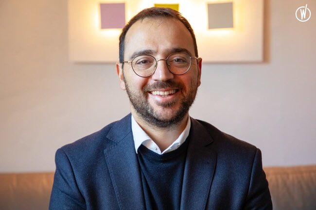 SudRadio's tweet photo. 🔜 À 6h35, @JeremySebag, cofondateur et président de @MutuelleSpvie nous en dit plus sur cette offre inédite et révolutionnaire qui risque de faire beaucoup de bruit.

Une complémentaire pour couvrir TOUTE sa famille et ses ascendants !

Bonjour à tous pour le #GrandMatinSudRadio https://t.co/VUo7mKRCGY
