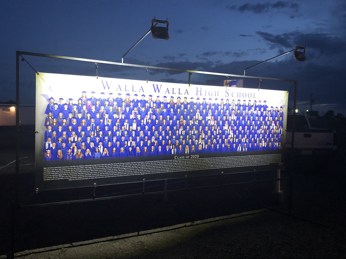 wahiprincipal's tweet image. Tonight is our second evening celebrating and honoring our #Awesome #WaHi Seniors 🎓. Class of 2020... Thank you for the great memories.  #OnceABlueDevil #AlwaysABlueDevil