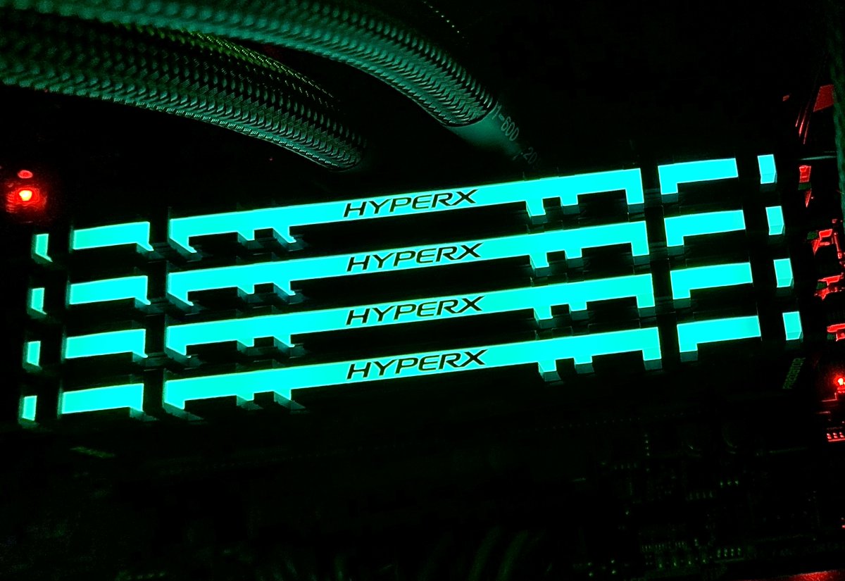 This is an essential to the #wolfpack aesthetic!๐
@HyperXAnz looks so good in our PCs ๐
๐ฅ๏ธ https://t.co/MKZk5BfroK ๐ฅ๏ธ
#wolfpack ๐บ|| #FURY || #RGB || #DWWIN https://t.co/39nqn5wRWQ