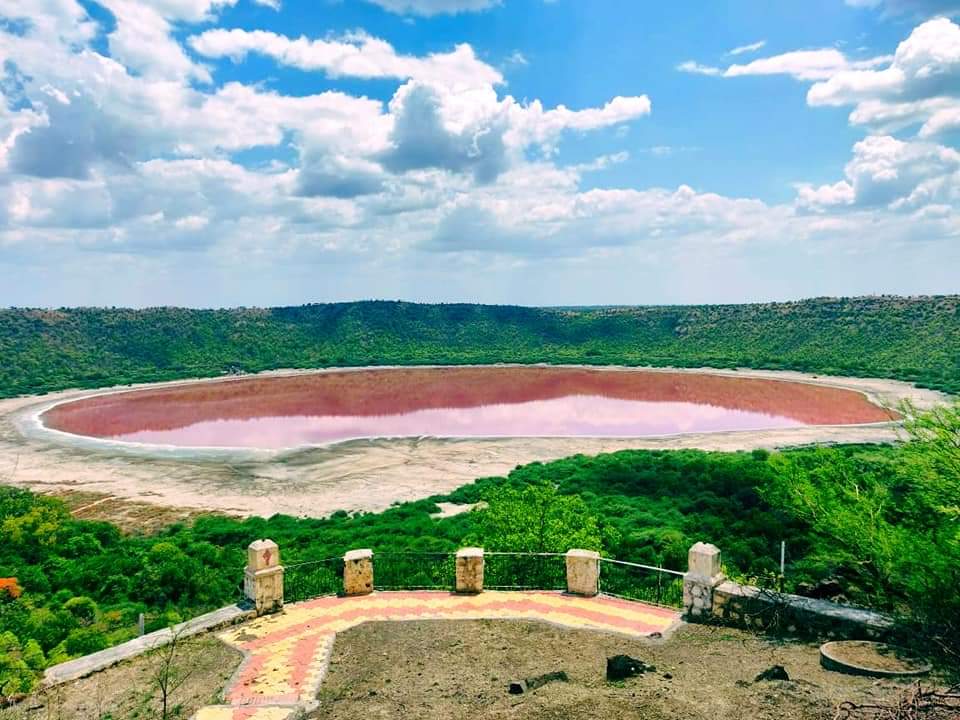 RoshanKabra's tweet photo. The #Pink_lake in World in India(#Lonar_Lake) and Australia(#Hillier_Lake)

आँस्ट्रेलिया सोबत जगात आता #गुलाबी_तलाव असणारा आपला भारत देश सुद्धा आहे.👍🤟

#waterturnpink 
#BeautyofBuldana 
#MH28 #Lonarlake #Lonar_lake #lonar #लोणार #लोणारसरोवर #लोणार_सरोवर
#मेहकर #mehkar #Buldhana https://t.co/LLhzHPKPEK