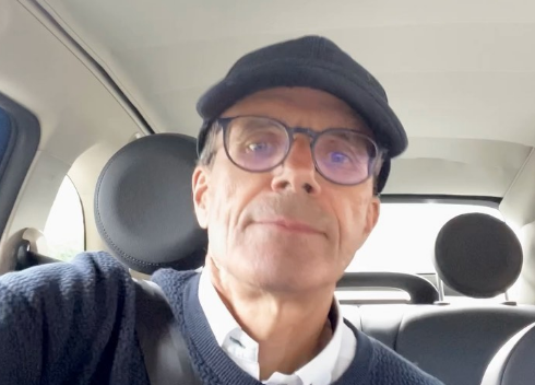 Alright. By Kendrick Lamar.

instagram.com/p/CBRCo0CKwZD/

#carkaraoke #singing #BlackLivesMatter #blm #rap