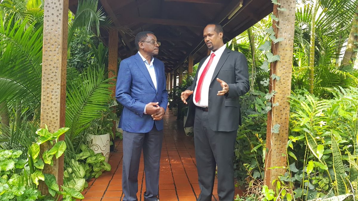aliiroba's tweet photo. Today I met the the right Honorable Raila Odinga and Senator Orengo for a consultative meeting on a number of issues including continued partnership in politics, and sought  his advise on a number of other issues relating to governance and networking. https://t.co/LJsTjDnpuP