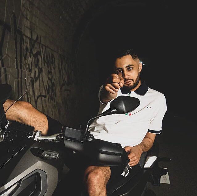 TeamMehdiYz's tweet photo. On attend pas pour rien...⏳🔥 #FPVS https://t.co/m1XA6NS63R