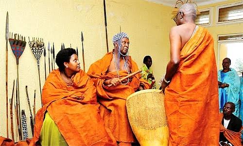 AStephen256's tweet photo. Celebration might not be there but that doesn't mean we the people are not there.

Happy 26th Coronation Anniversary of Omukama Solomon Gafabusa Iguru of Bunyoro-Kitara Kingdom

#Empango2020 https://t.co/4F4xpMIKqI