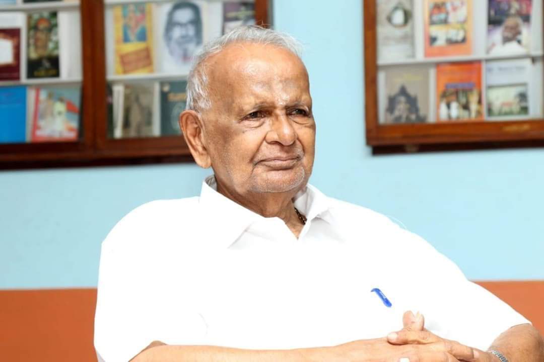 Kerala's First Batch RSS Pracharak in 1946, Sri R Venugopal (95 years) no more. He was Former National President of Bharatiya Mazdoor Sangh (BMS) for several years. #OmShanti