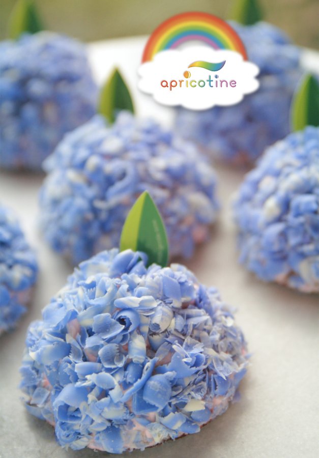 ふんわりシフォンケーキのアプリコティーヌ Pa Twitter 梅雨時期でも ちょっぴり明るい気持ちになれますように 今年も あじさいブラウニー 始めました 7月中旬までの期間限定で販売しています Apricotine06 紫陽花 紫陽花ケーキ 花ケーキ かわいい