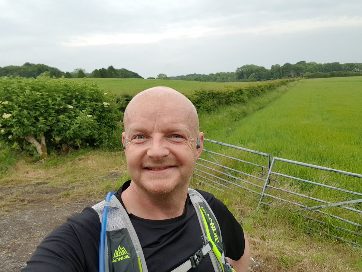 StewRuns's tweet photo. Birthday run, ready for my breakfast and presents... I hope it's a new pair of Brooks.
#StewRuns https://t.co/R4o77avFA2