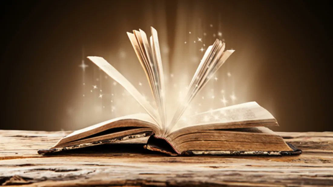 "أعزُّ مكان في الدُنى سرجُ سابحٍ .. وخيرُ جليس في الزمان كتابُ" 

المتنبي