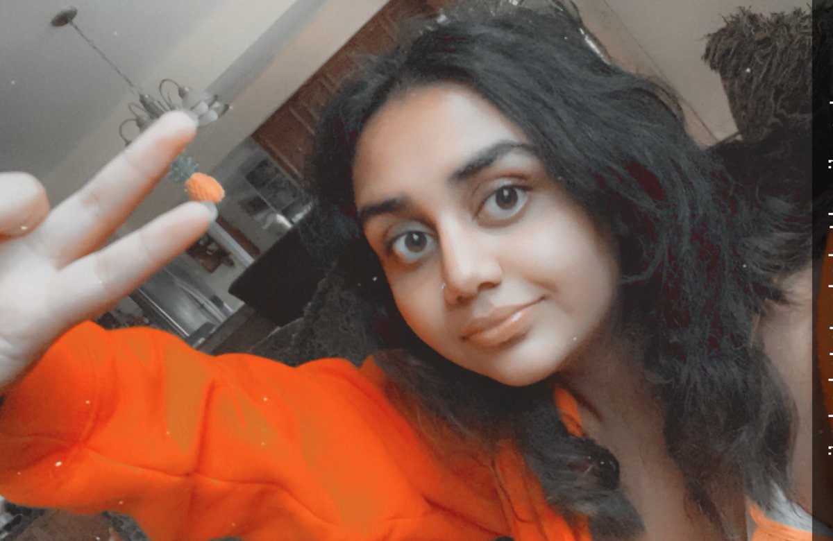 not to seem like a narcissist but im actually starting to love the way i look and feel pretty for once 🥺👉🏽👈🏽