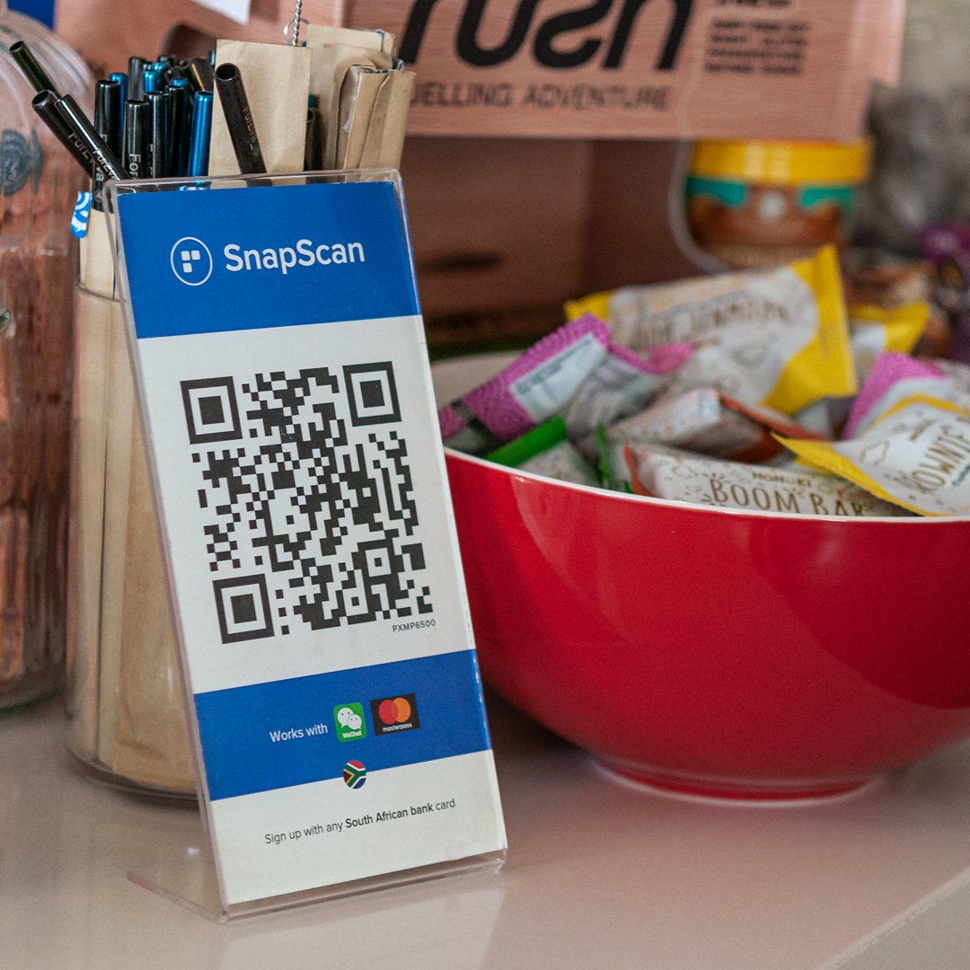 There's never been a better time to start doing cashless payments at your favourite häzz café! Hope to see you for your daily caffeine fix today. 😀 #snapscan #staysafe #stayhealthy #coffee #coffeeshop