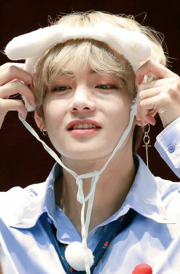 Mehak14727361's tweet photo. #KIMTAEHYUNG
#SURPRISEFORBTS
taetae you  are the most beautiful person from heart and with you I always feel I am never alone https://t.co/5ea3VEsLjk