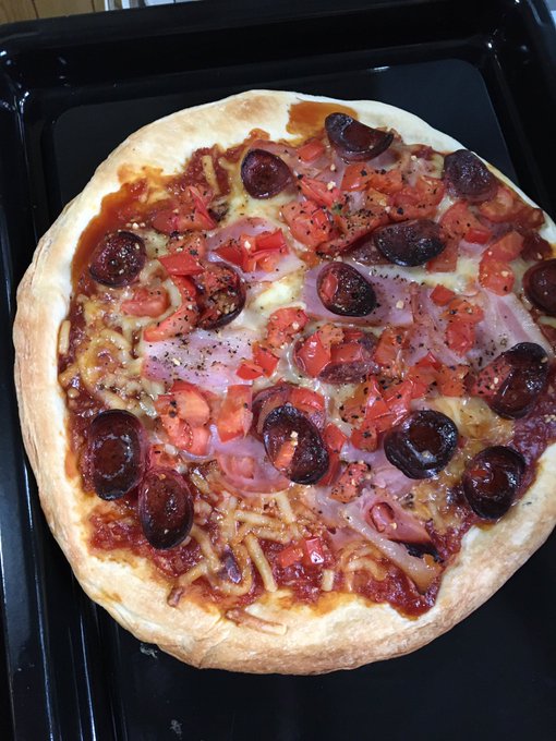 お家ピザ焼けました☺️🍕 