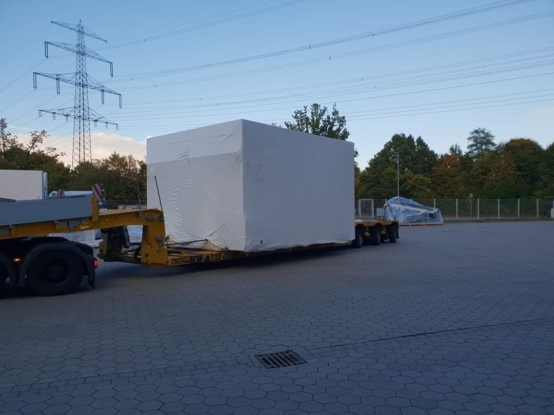 frisch von uns eingeschrumpft #schwertransport #projectcargo #logistics #Transportation