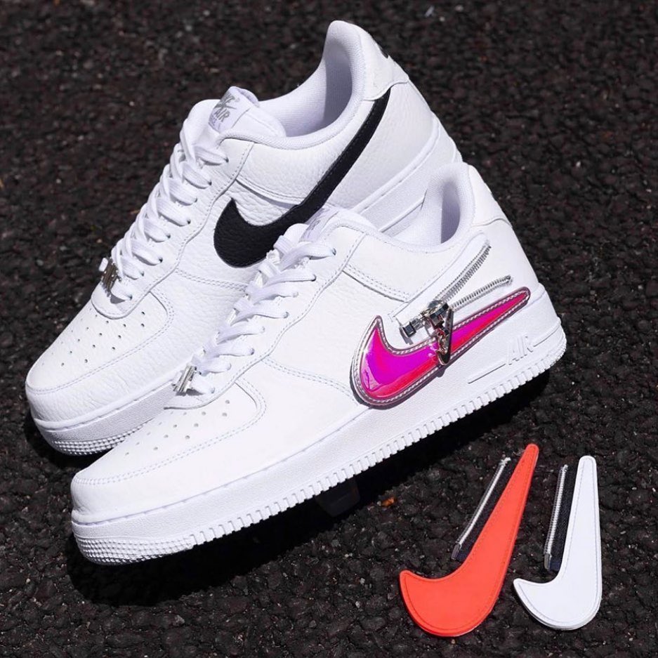 nike zip swoosh