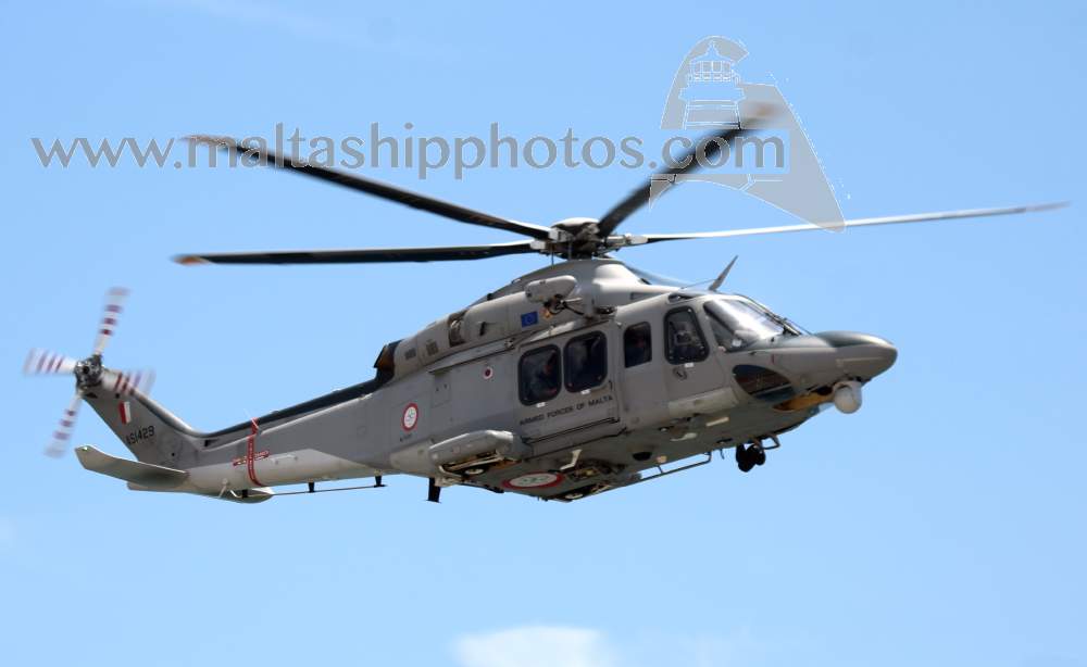 Shipguru's tweet photo. #AS1429 #AFM #AW139M #helicopter over #Grand #Harbour, #Malta - 10.06.2020 - https://t.co/nfgboxc3g3 @Armed_Forces_MT @Leonardo_live https://t.co/nsXbc552s5