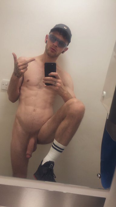 1 pic. You wot??

You want some of this Mank Meat 

#scally #chav #mank #manchester #hangin #gay #porn