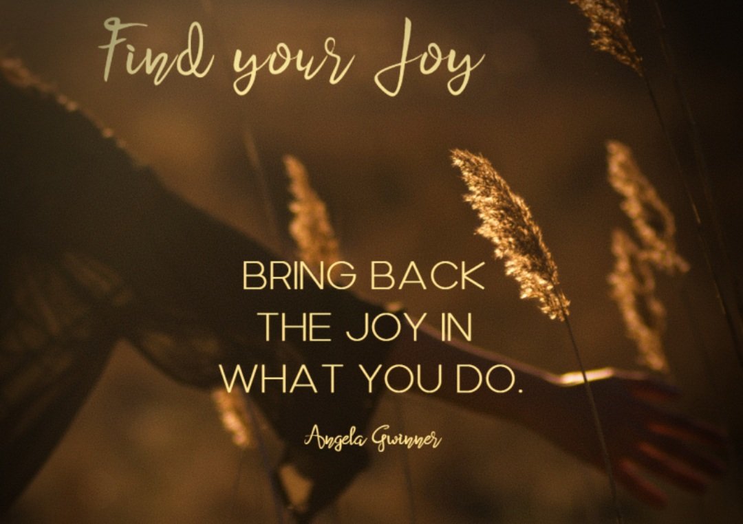 DanicaDreamer's tweet photo. Happy Thursday #thursdaythoughts #findyourjoy #dowhatmakesyouhappy #choosetobehappy #removethenegative #focusonthepositive #youareincharge #takecontrol #changeyourthoughts #changeyourlife #findyourinnerpeace #danicadreamer https://t.co/BdCs05n9ZL